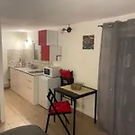 Studio Avec Terrasse Au Calme
