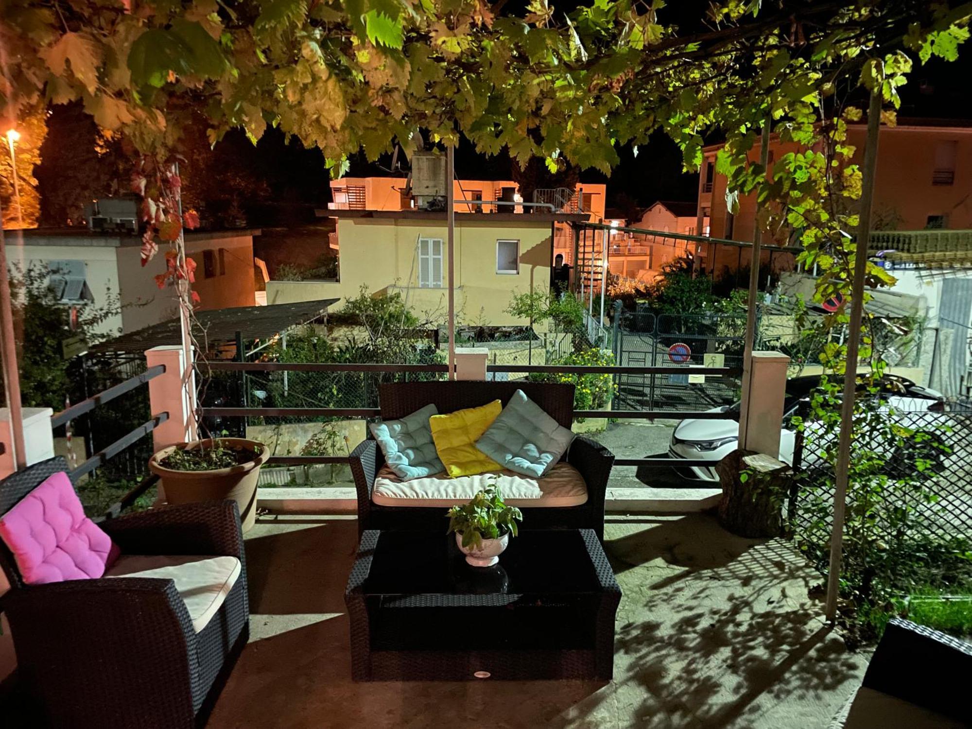 Avec Terrasse Au Calme Apartment